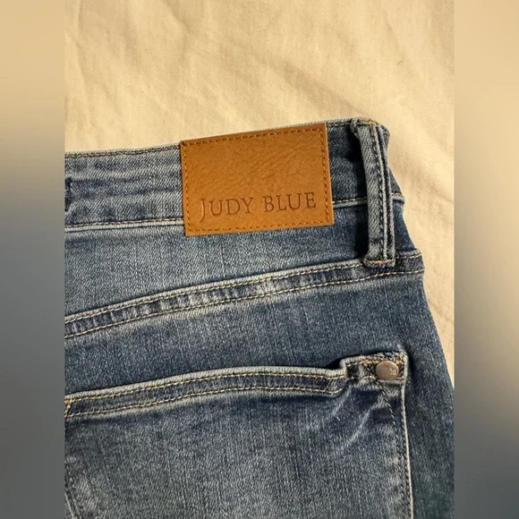 Judy Blue High Rise Skinny - Picture 5 of 6